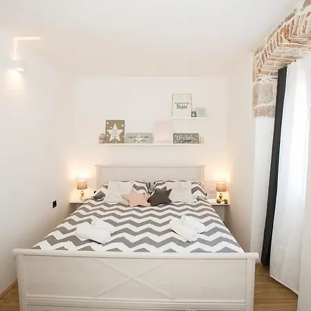 Vertigo Apartment